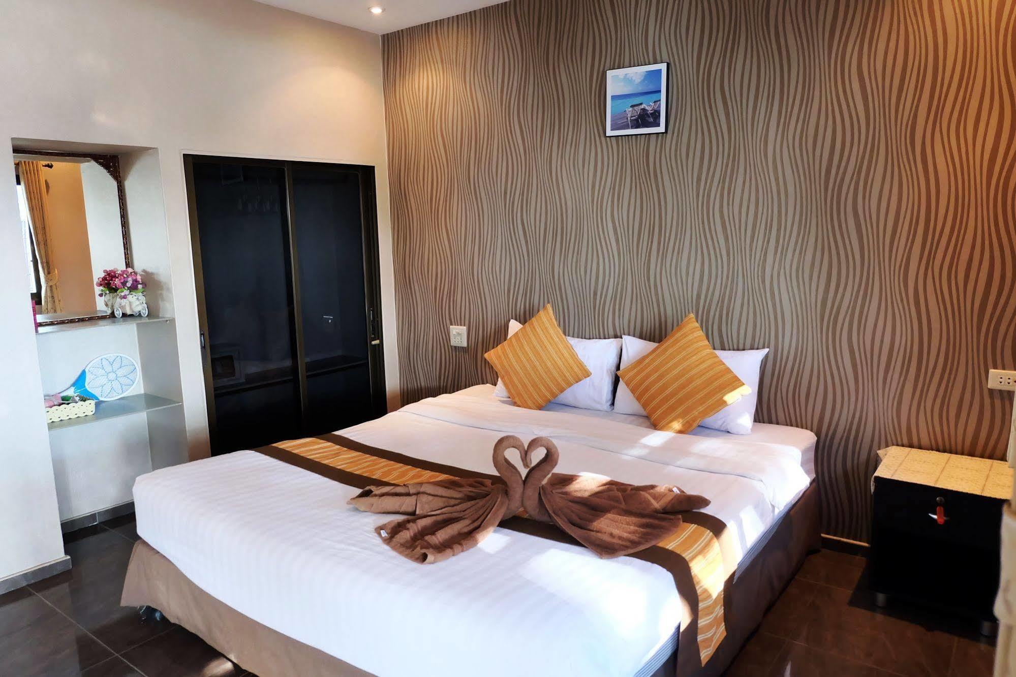 Resort Bay Samed 2*
