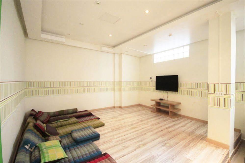 Pleasure Harbour Boutique - Adults Only Hotel 3*
