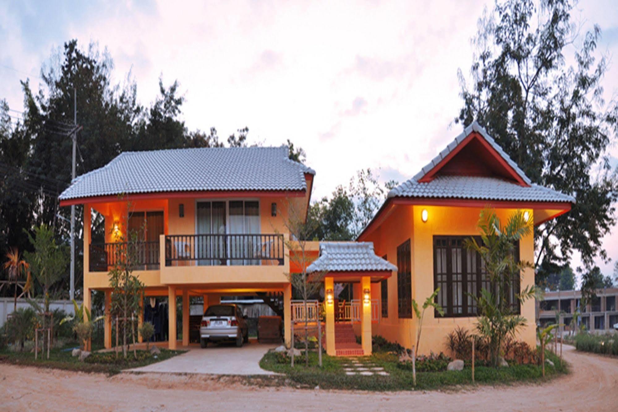 Poonyamantra 4*