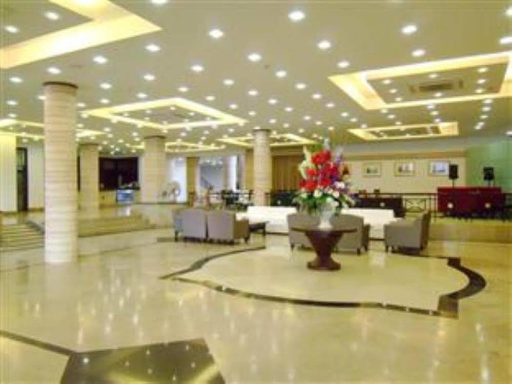 Mayflower Grande 3*