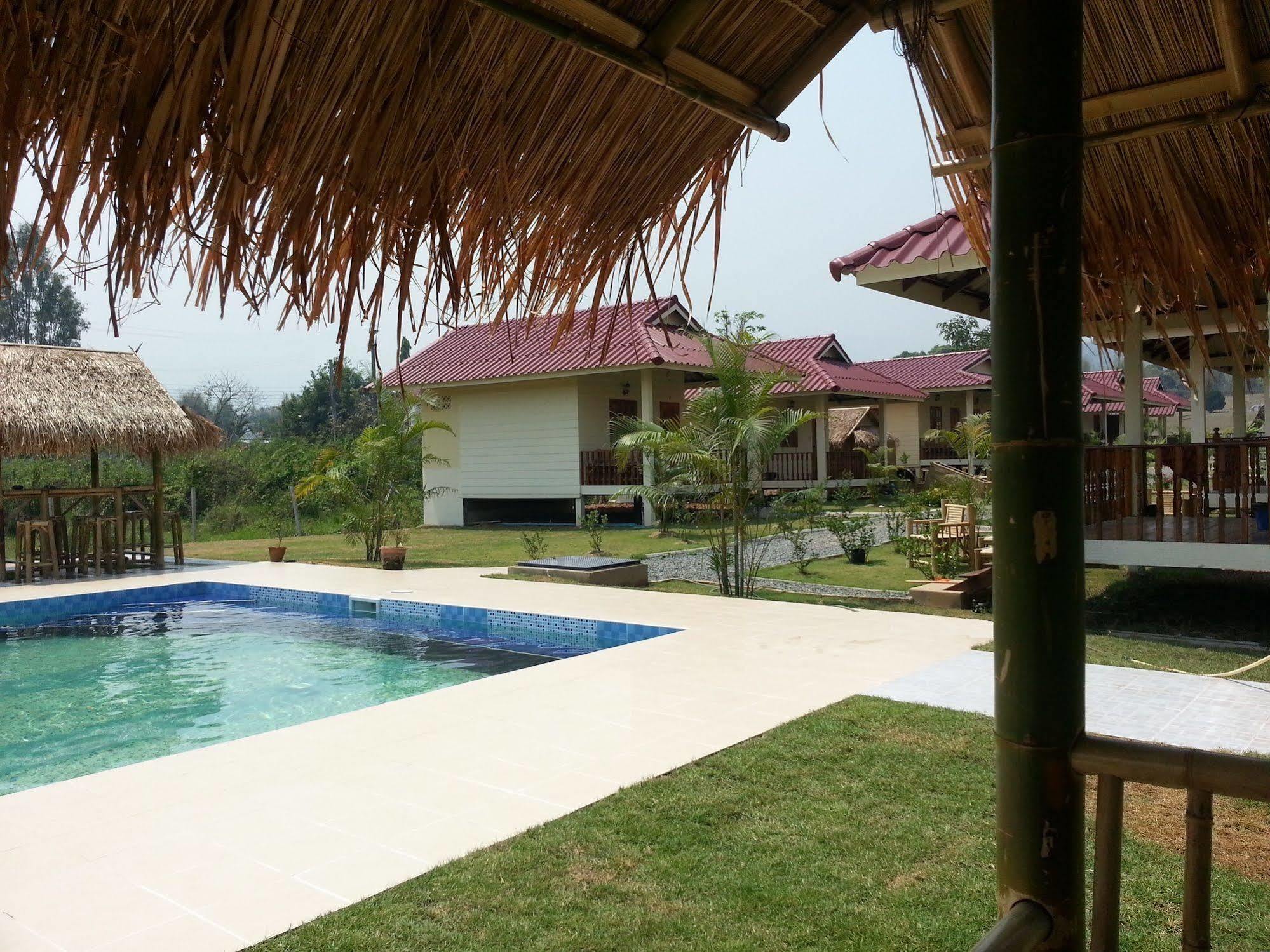 Resort Smile