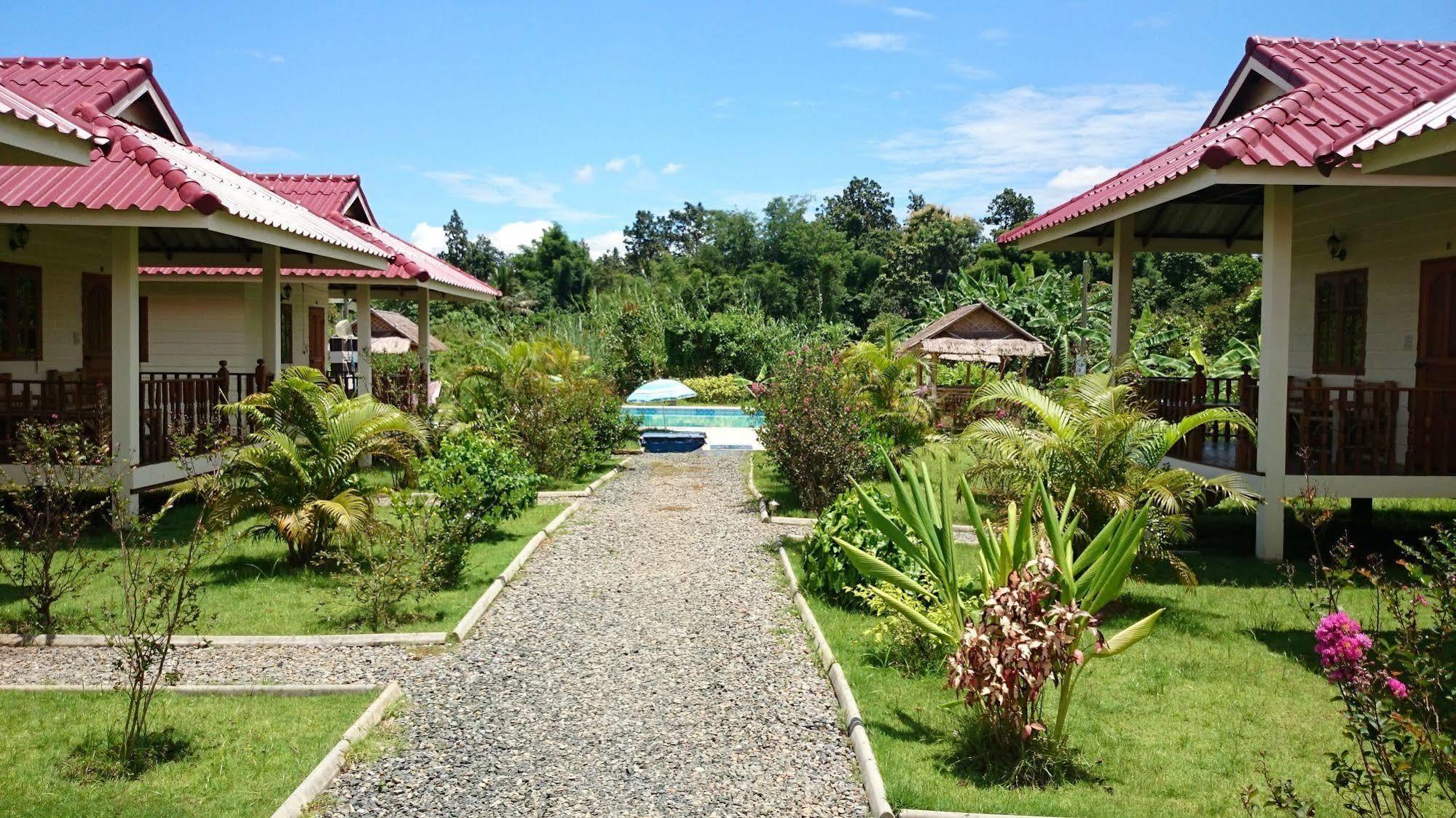 Smile Resort Mae Rim