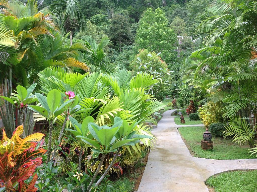Vipa Tropical Resort 3*