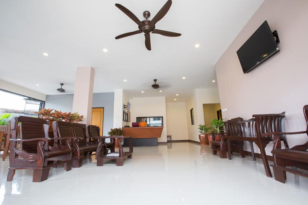 Pool House 3* Patong