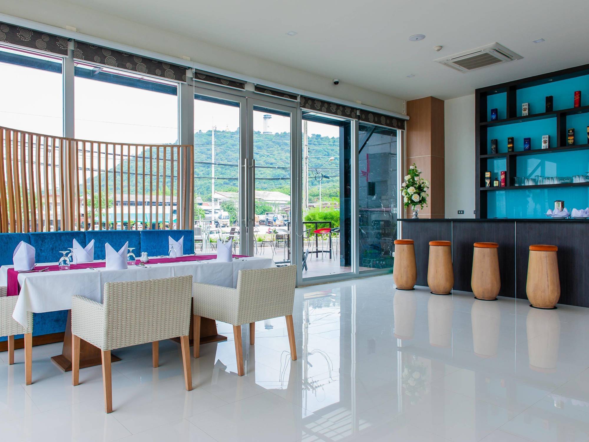42c The Chic Hotel 4*