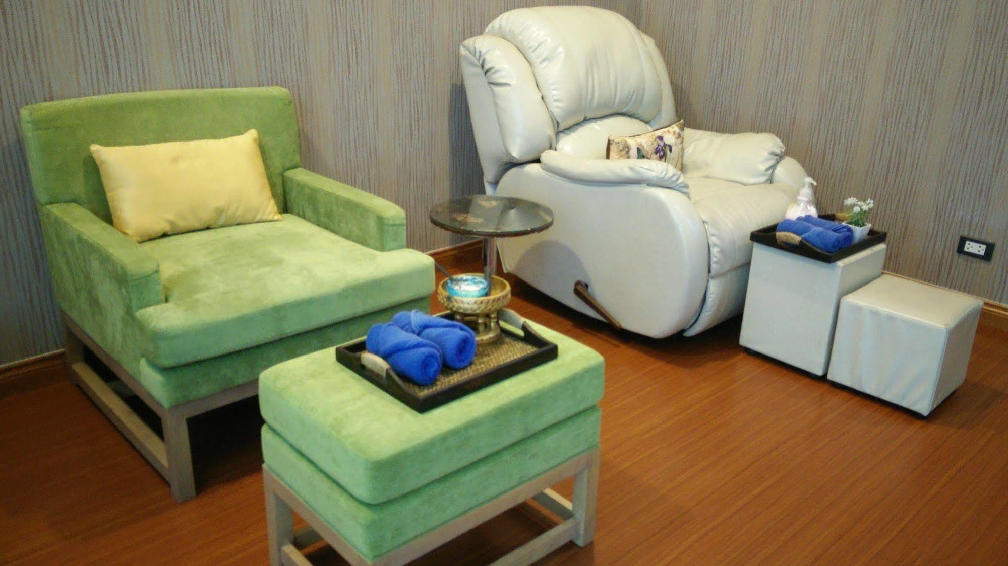 Hotel 42c The Chic