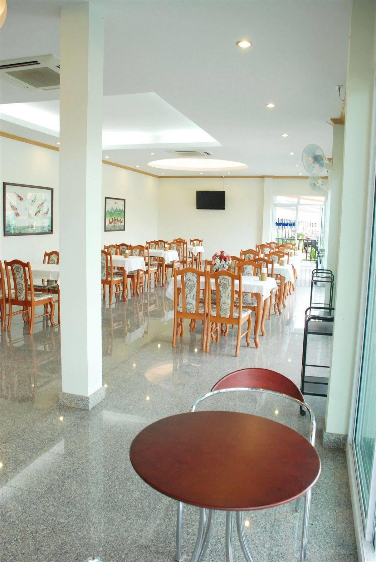 Martina Hotel 3*