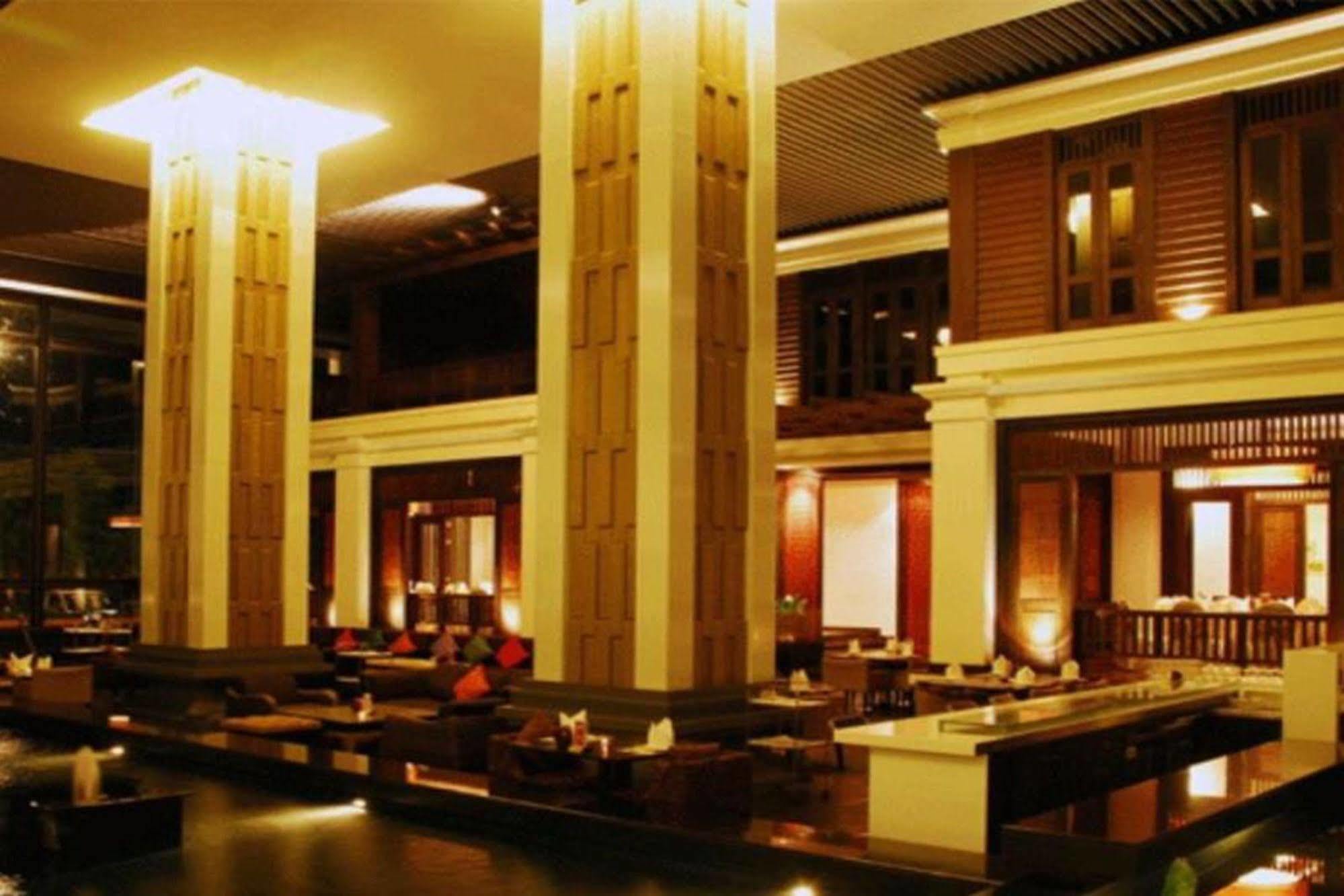 Hotel Sunee Grand And Convention Center