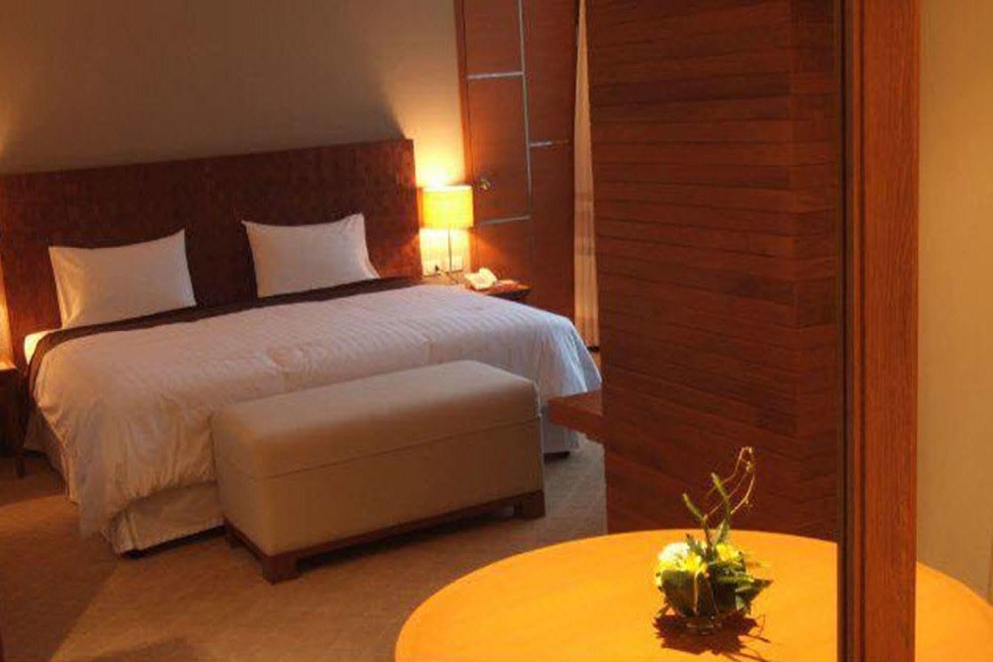 Sunee Grand And Convention Center Hotel 5*