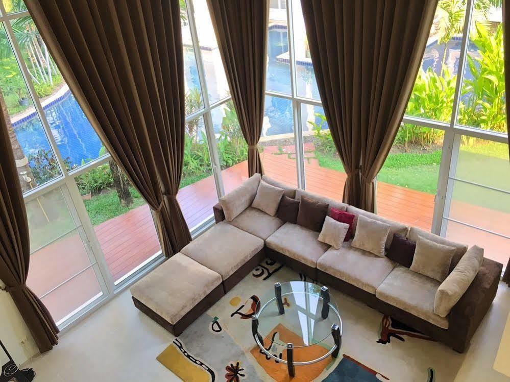 Blue Lagoon Hua Hin Resort 5*