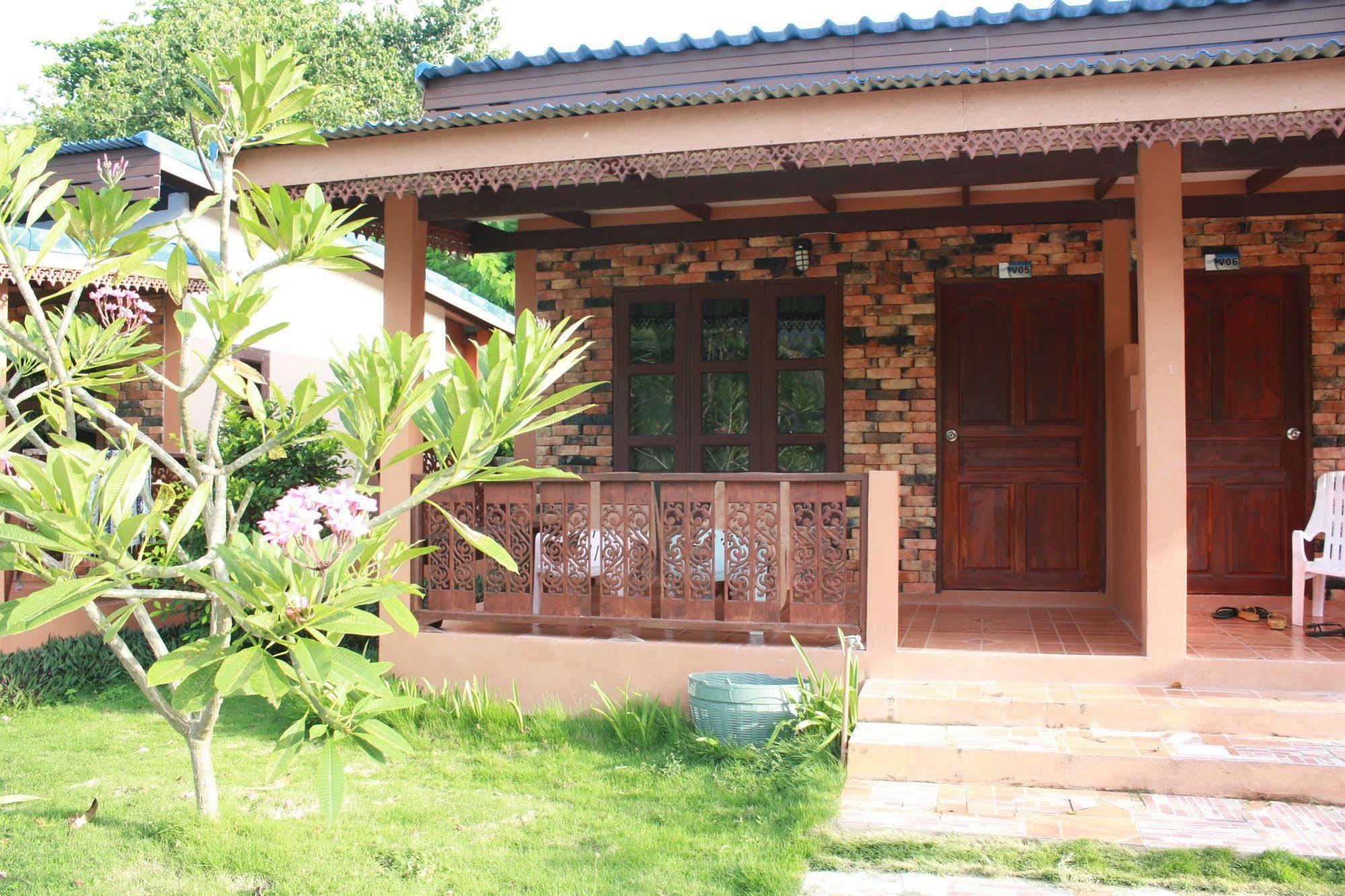 Andaman Resort 2*