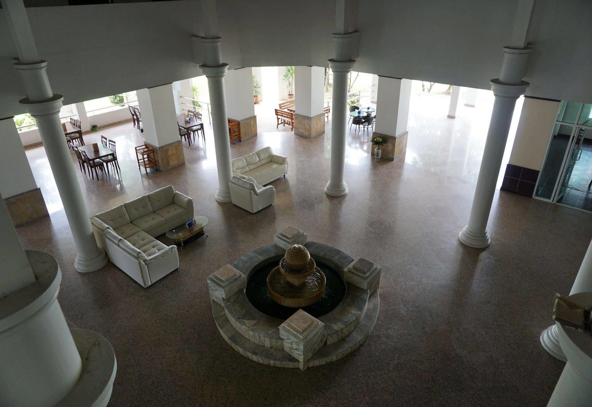 Hotel Dancoon Golf Club And Ban Thum