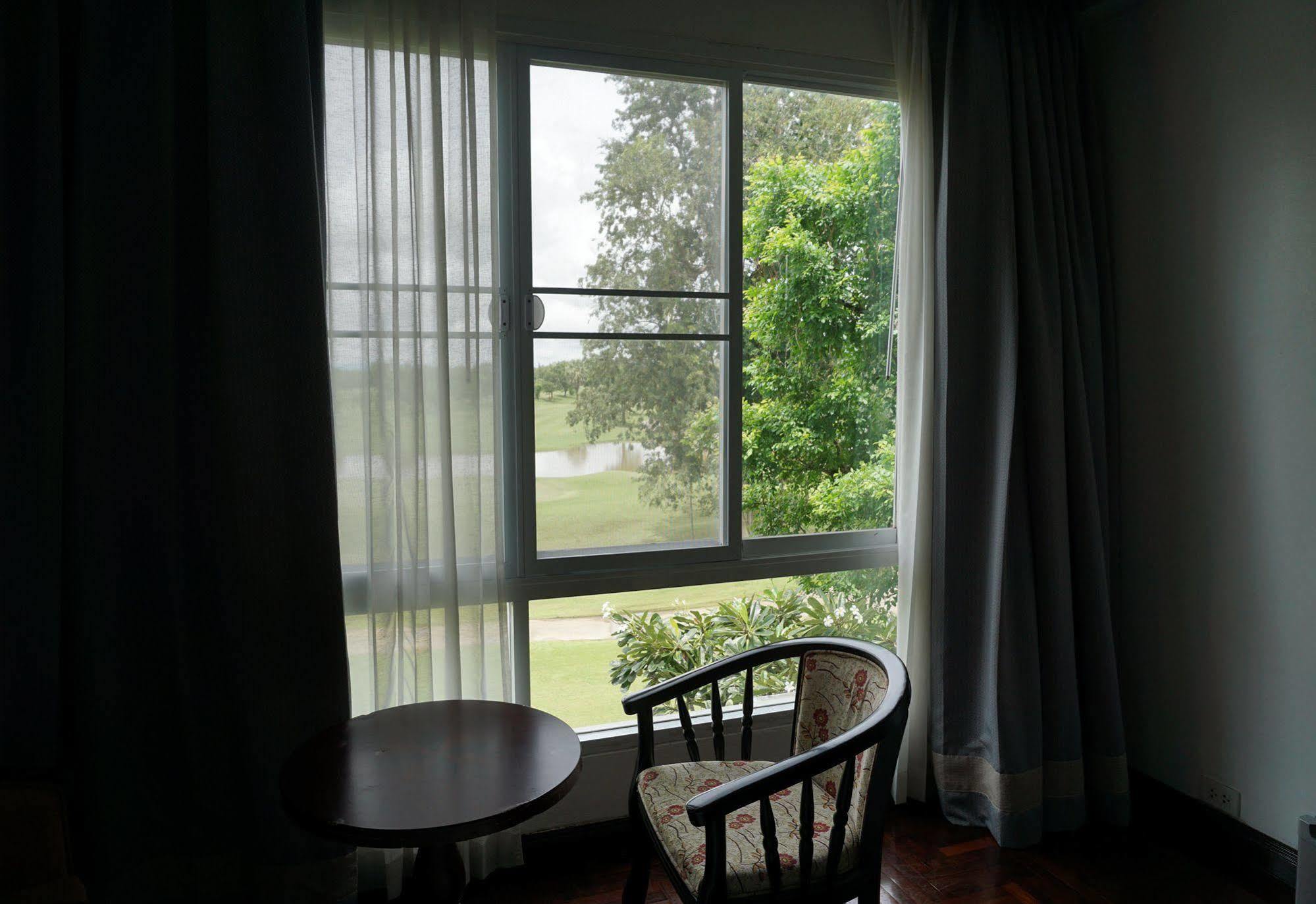 Hotel Dancoon Golf Club And Ban Thum