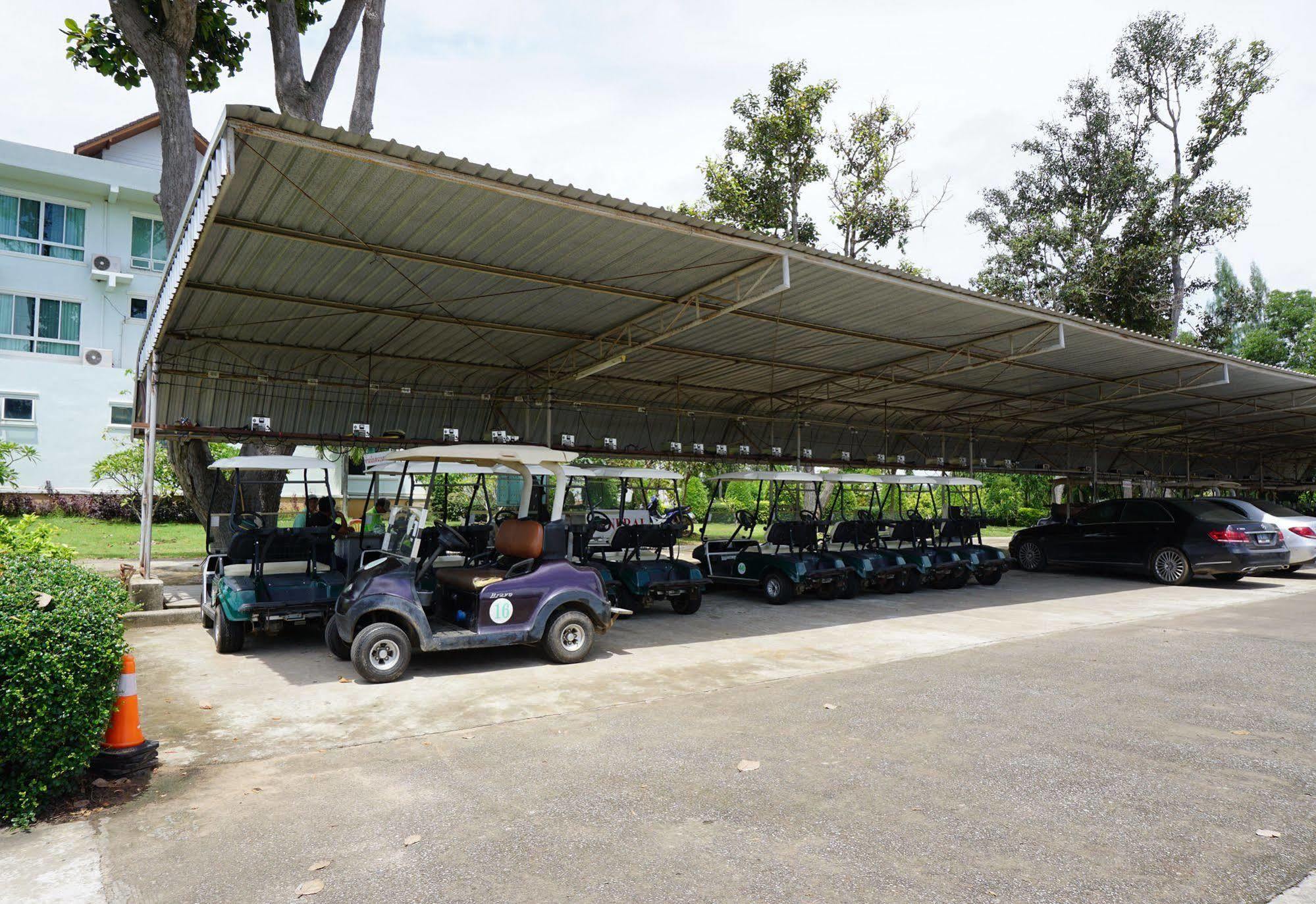 Dancoon Golf Club And 3*