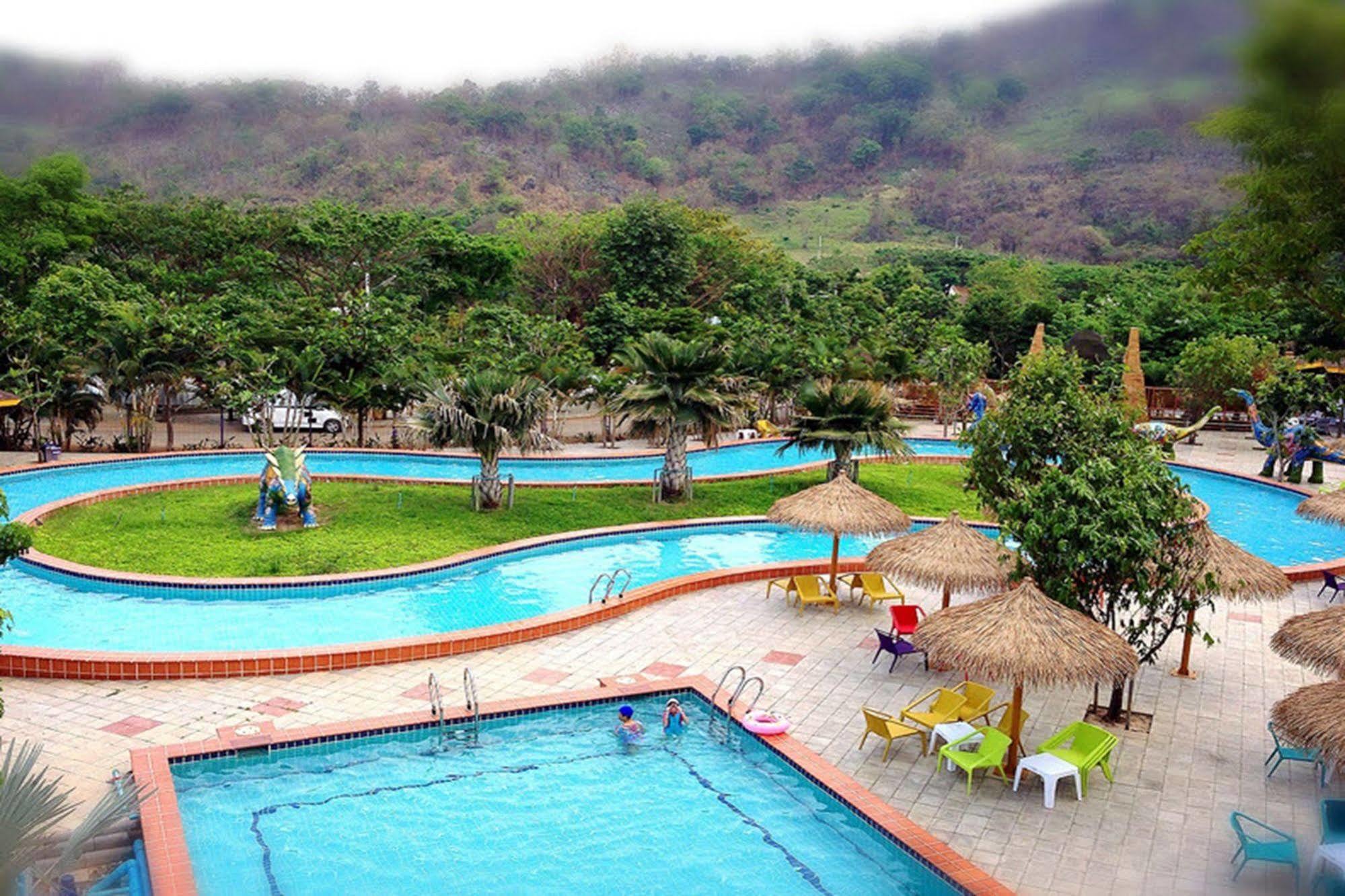 Resort Khao Yai Fantasy Nong Nam Daeng