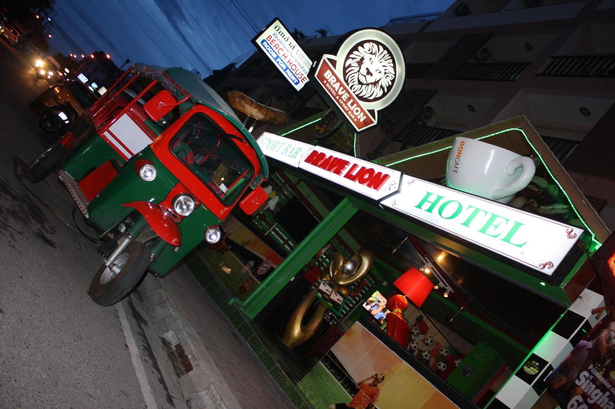 Inn Brave Lion