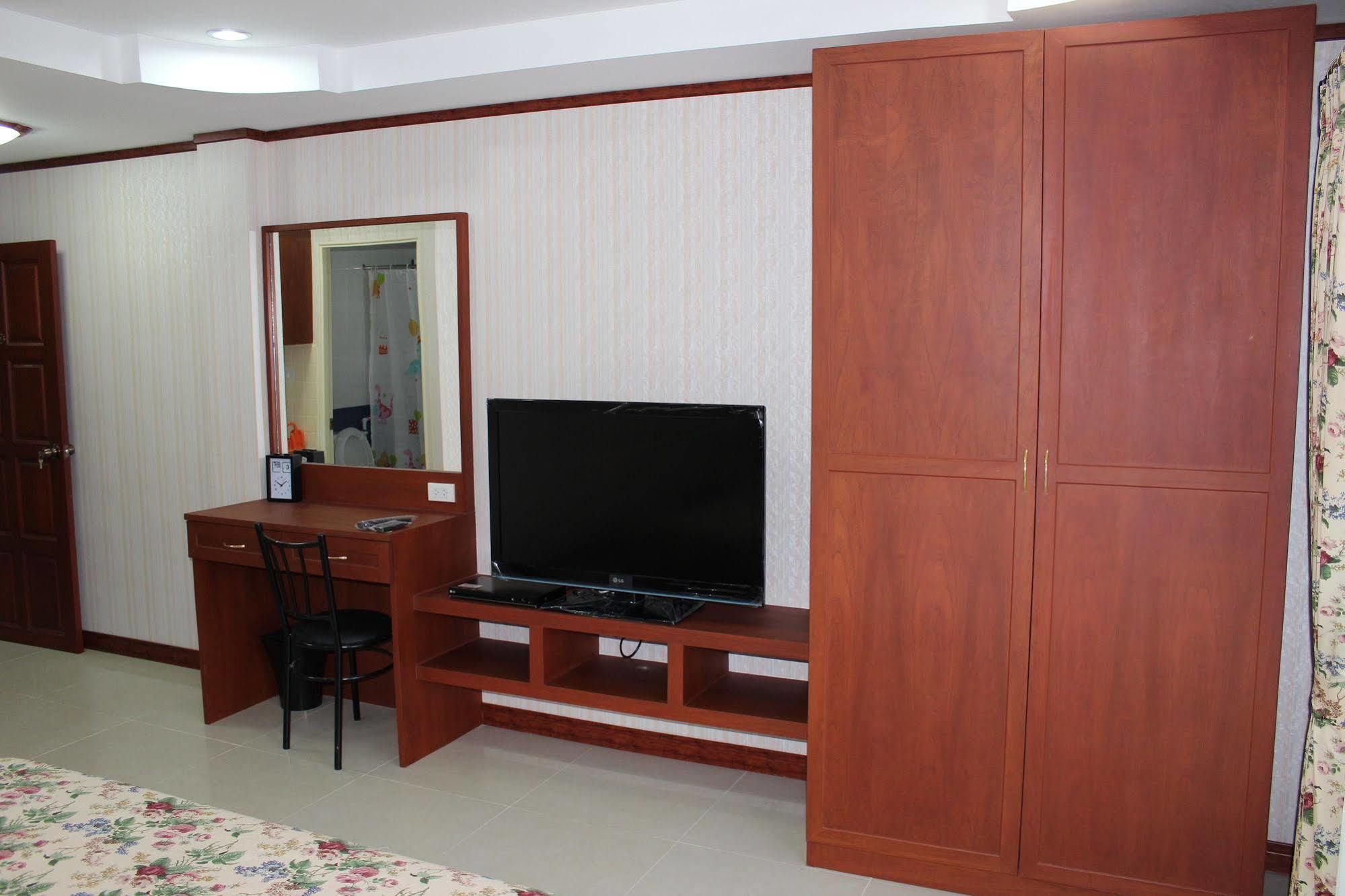 Brave Lion Inn Jomtien Beach