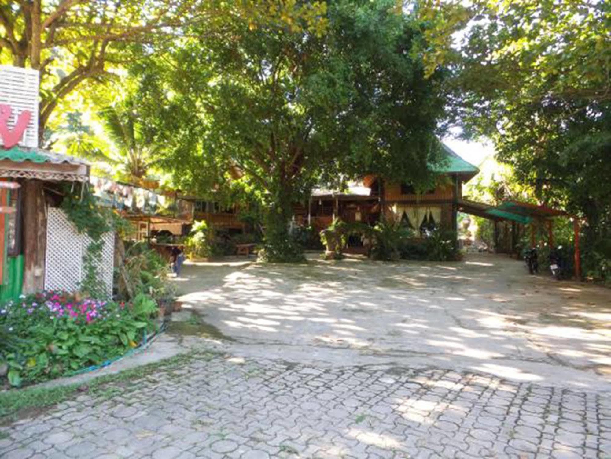 Ban Kiangdoi Hotel