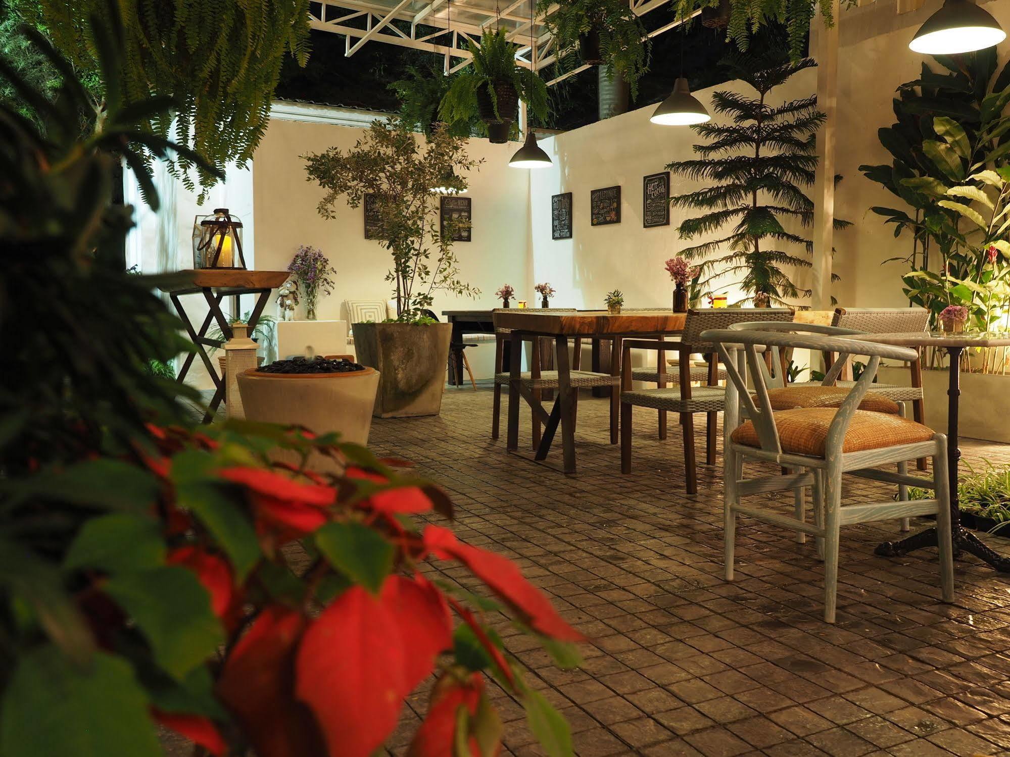 Costa Village Pool Resort 3*