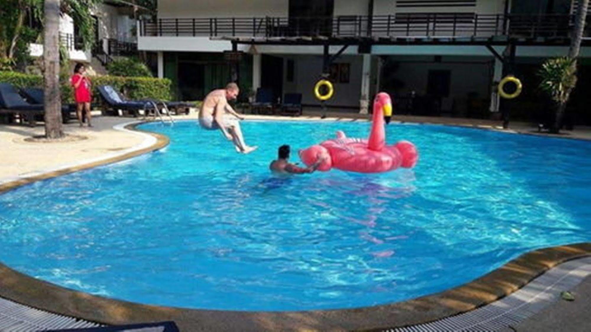 Hotel Bamboo & Patong