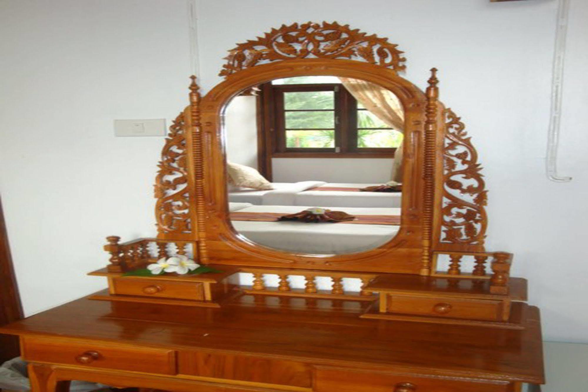 Bu-nga Koh Lipe