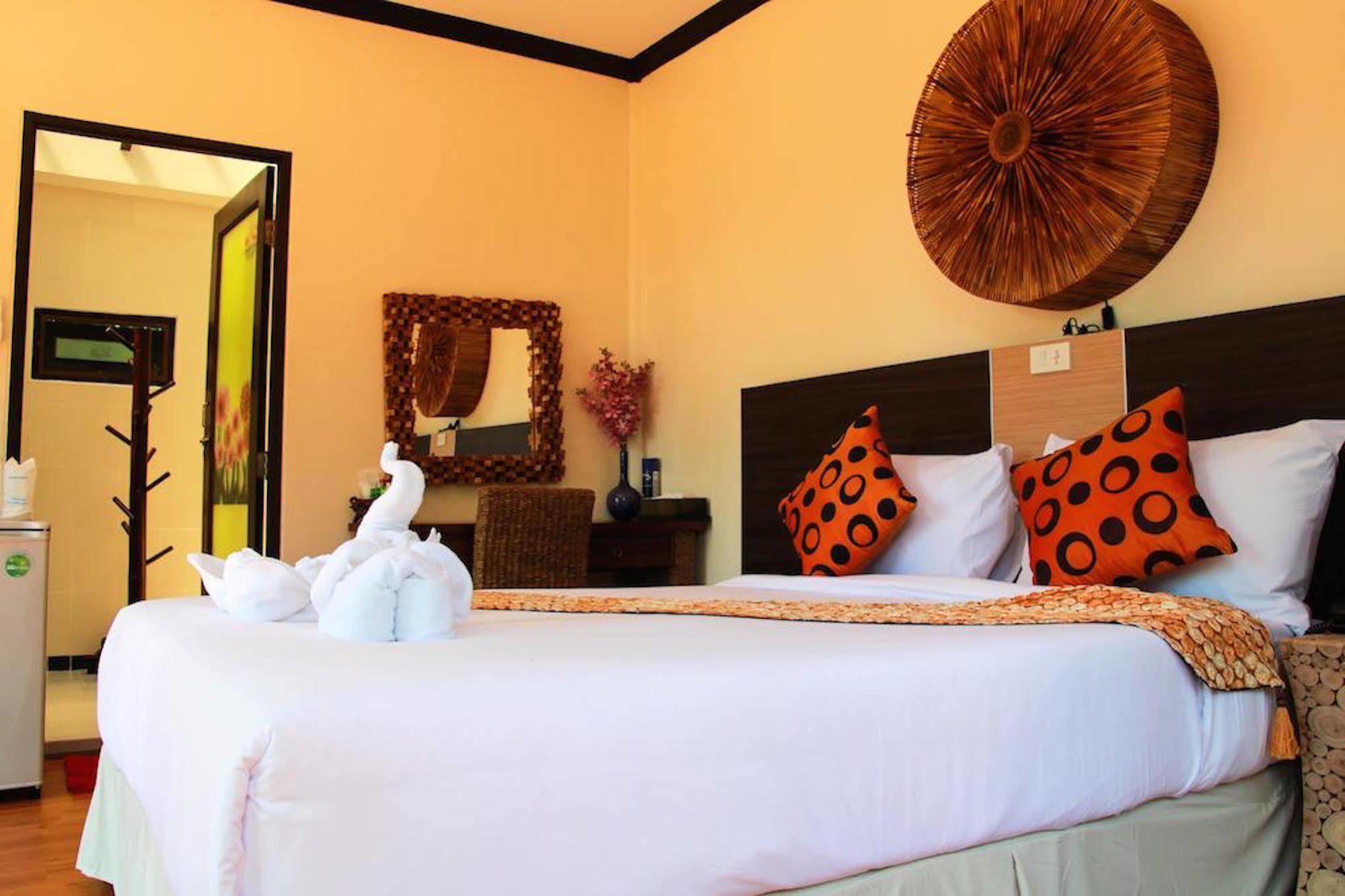 Keeree & Restaurant Resort