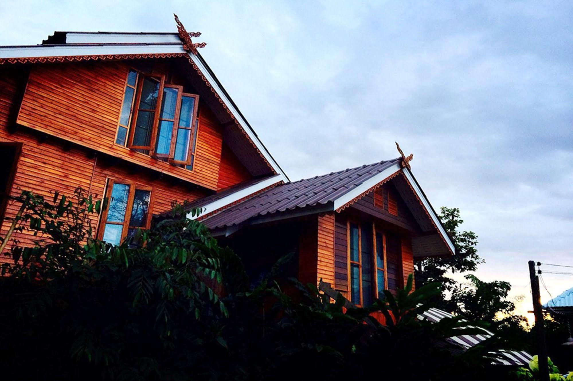 Phuphiang Khiangfah Resort