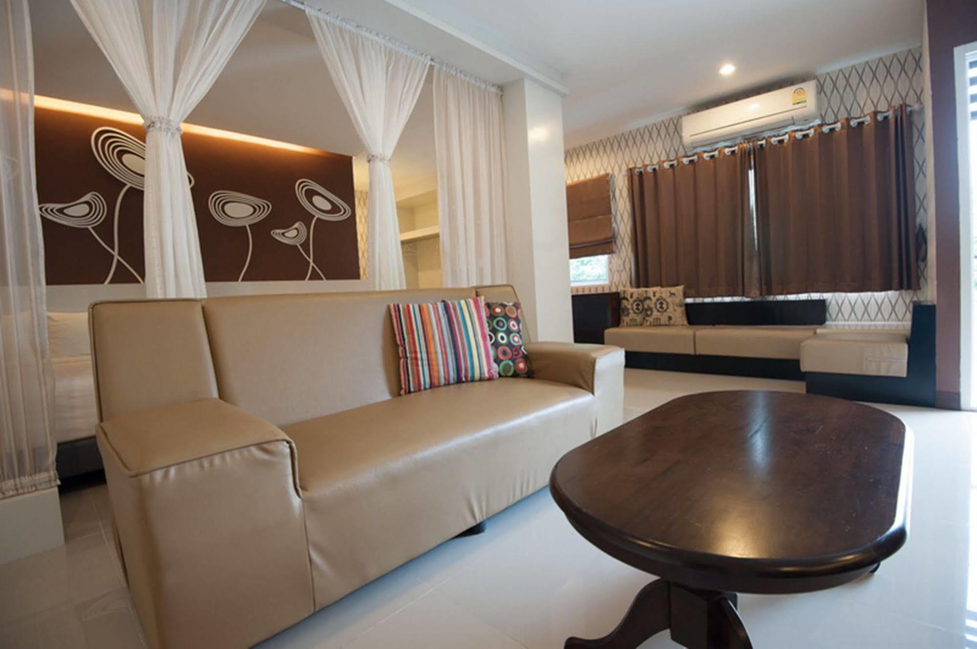 The Cozy Nest Boutique Rooms 3*