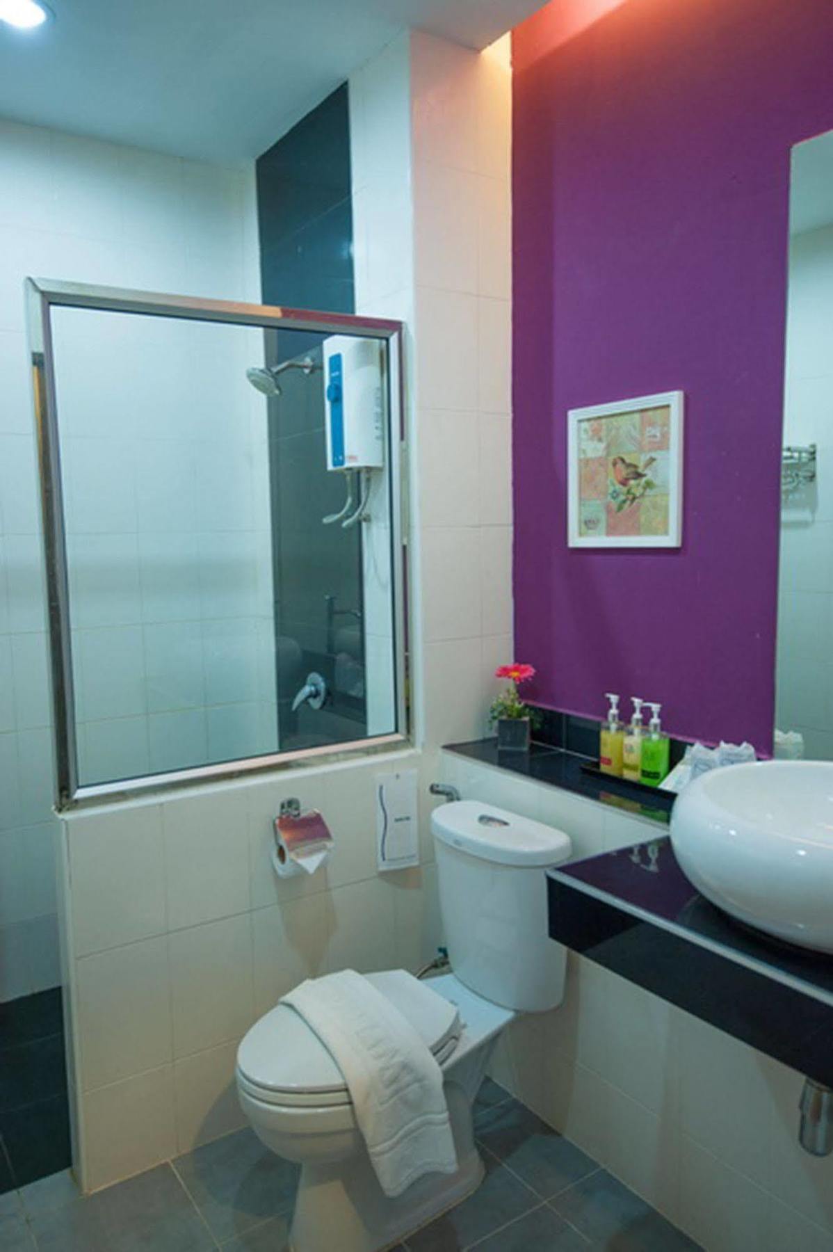 The Cozy Nest Boutique Rooms Bed & Breakfast 3*
