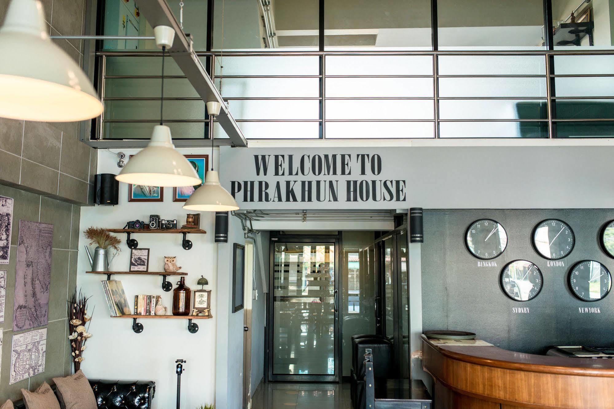 Pine Cafe'&bed Guest house 2*