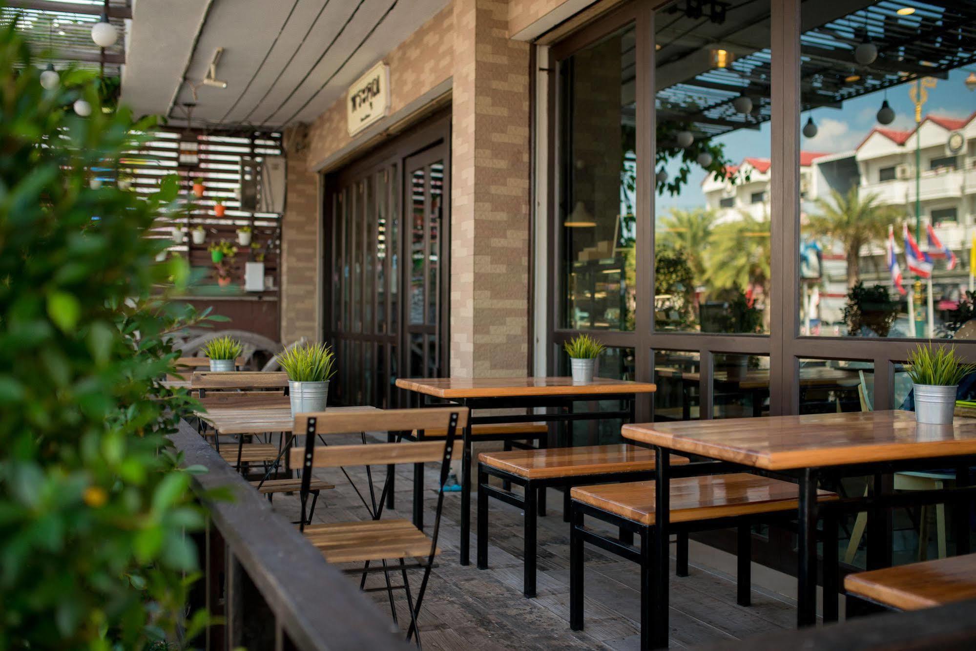Guest house Pine Cafe'&bed 2*