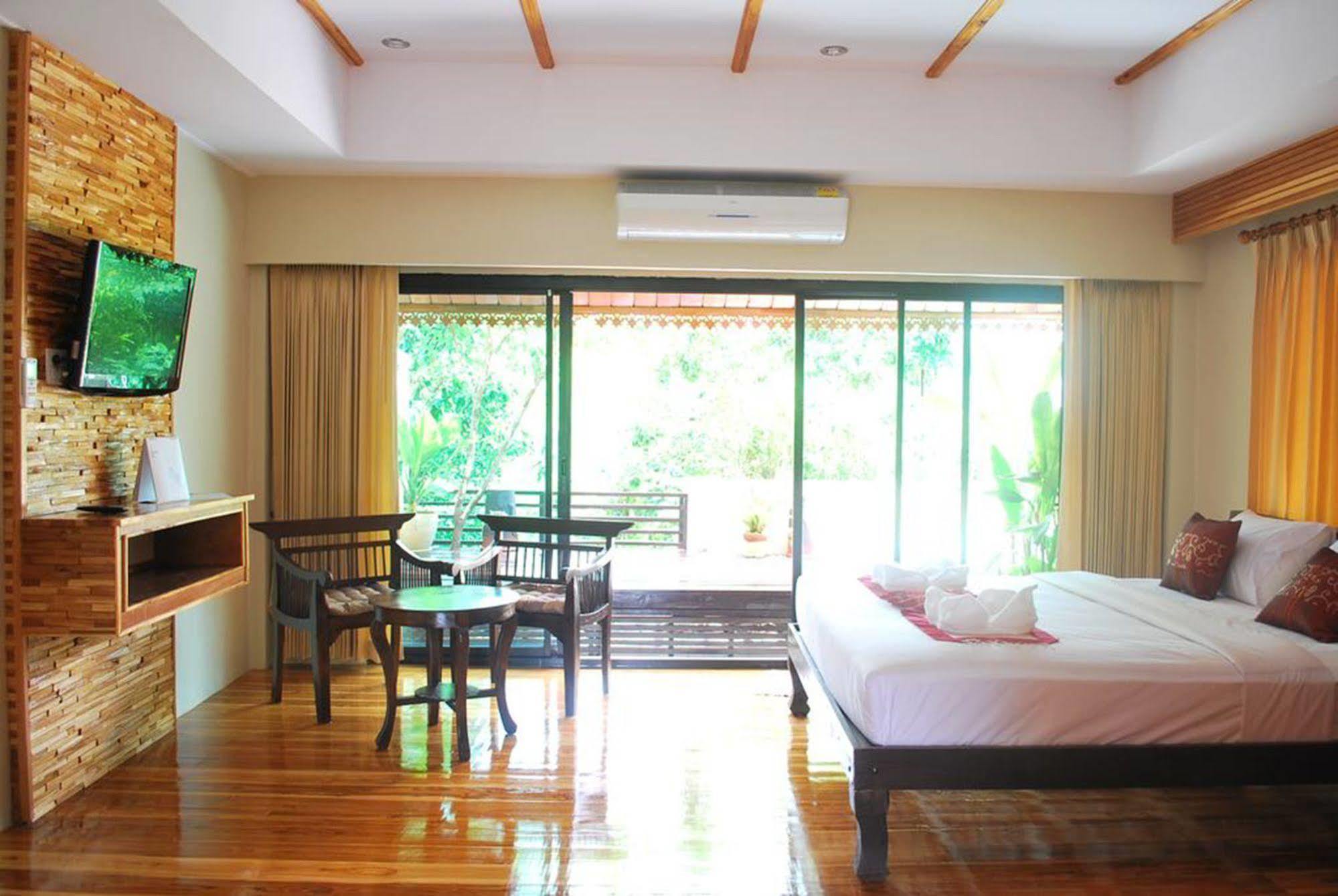 Oopkaew Resort Pua