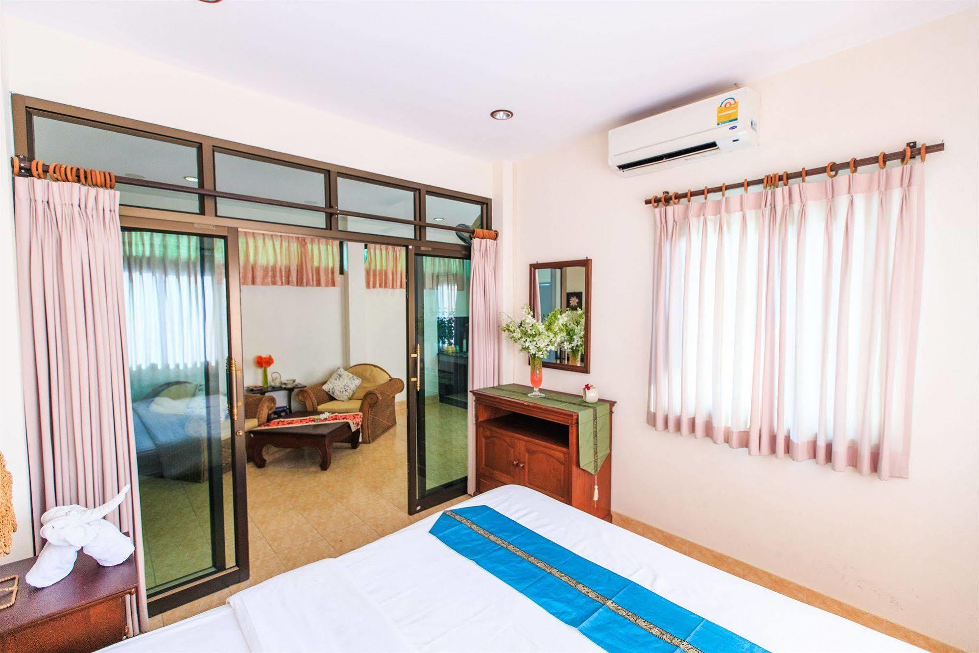 Hotel Oasis Hakuna Matata 3*