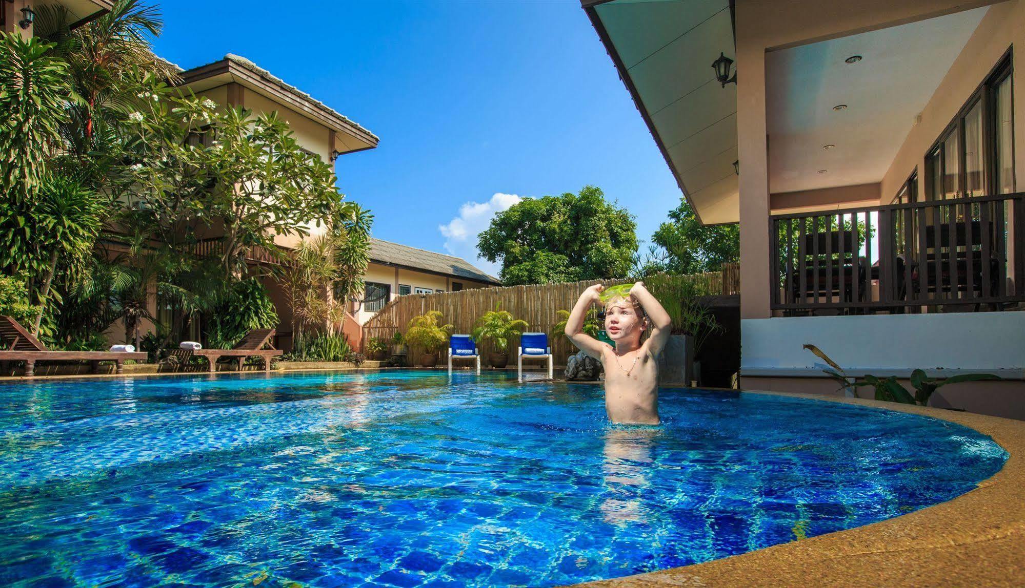 Oasis Hakuna Matata Hotel 3*