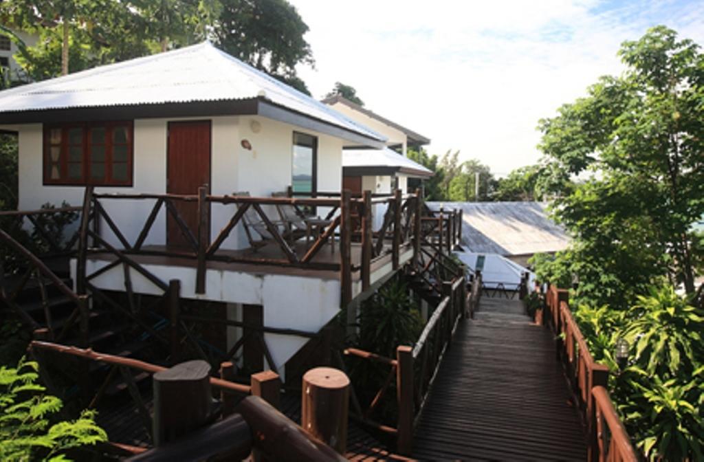 Resort Samed Cliff