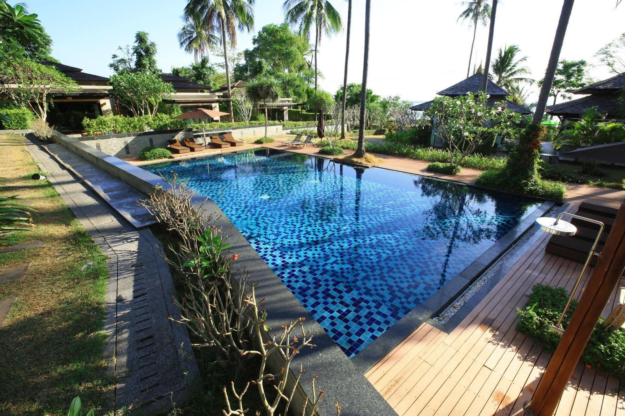 Resort Niramaya & Wellness