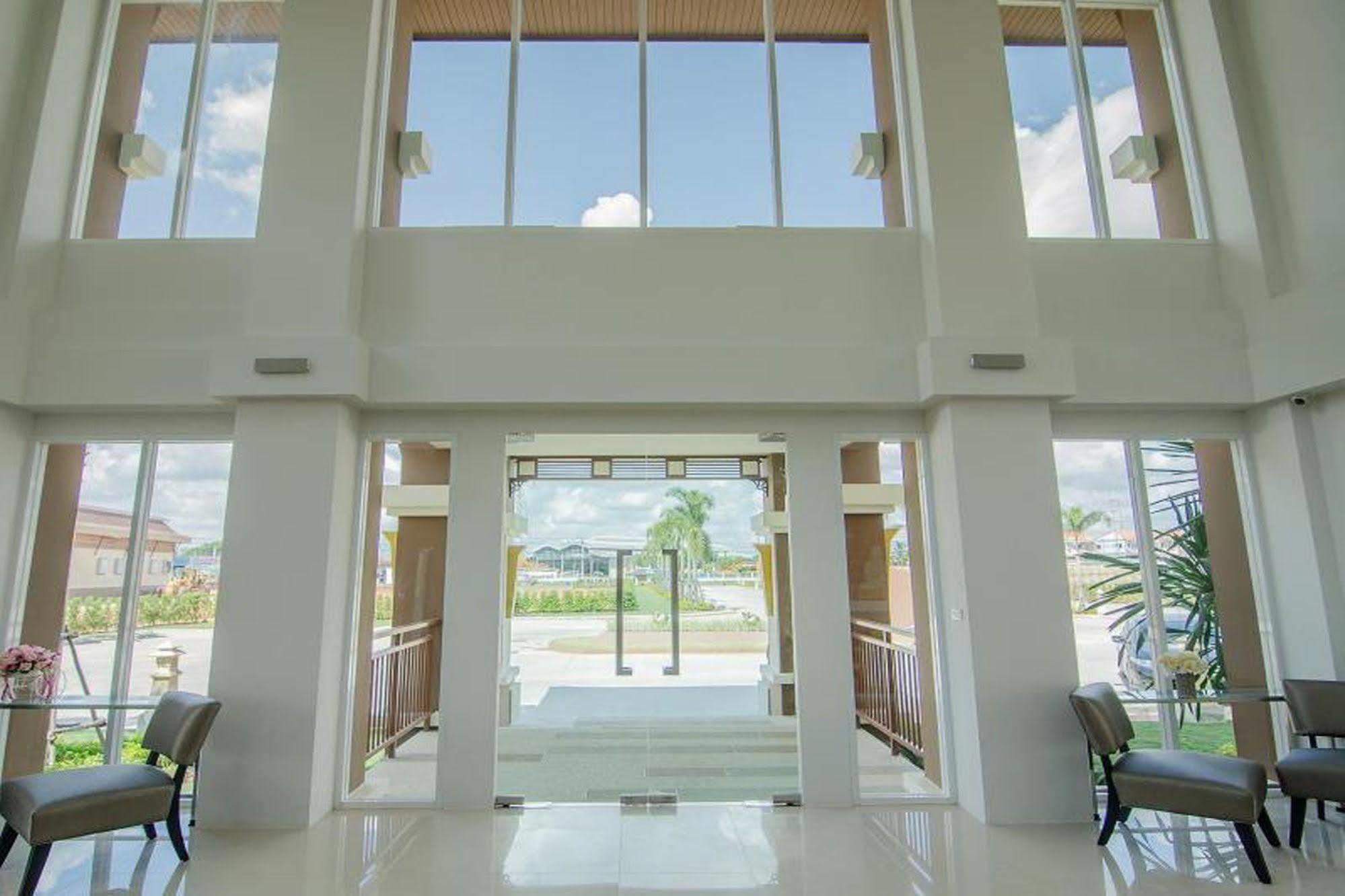 Hotel The