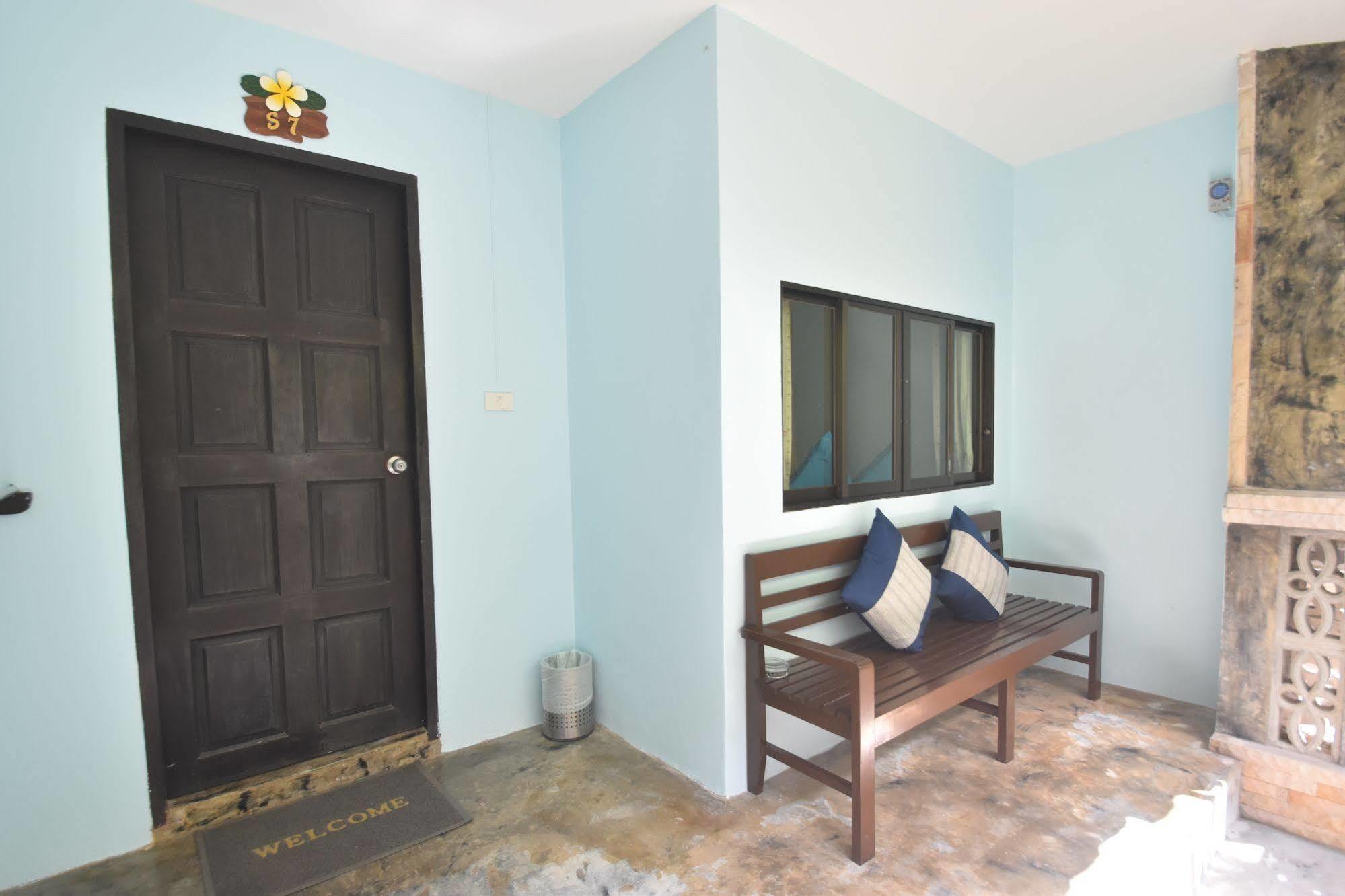 Simple Life Resort Ko Tao