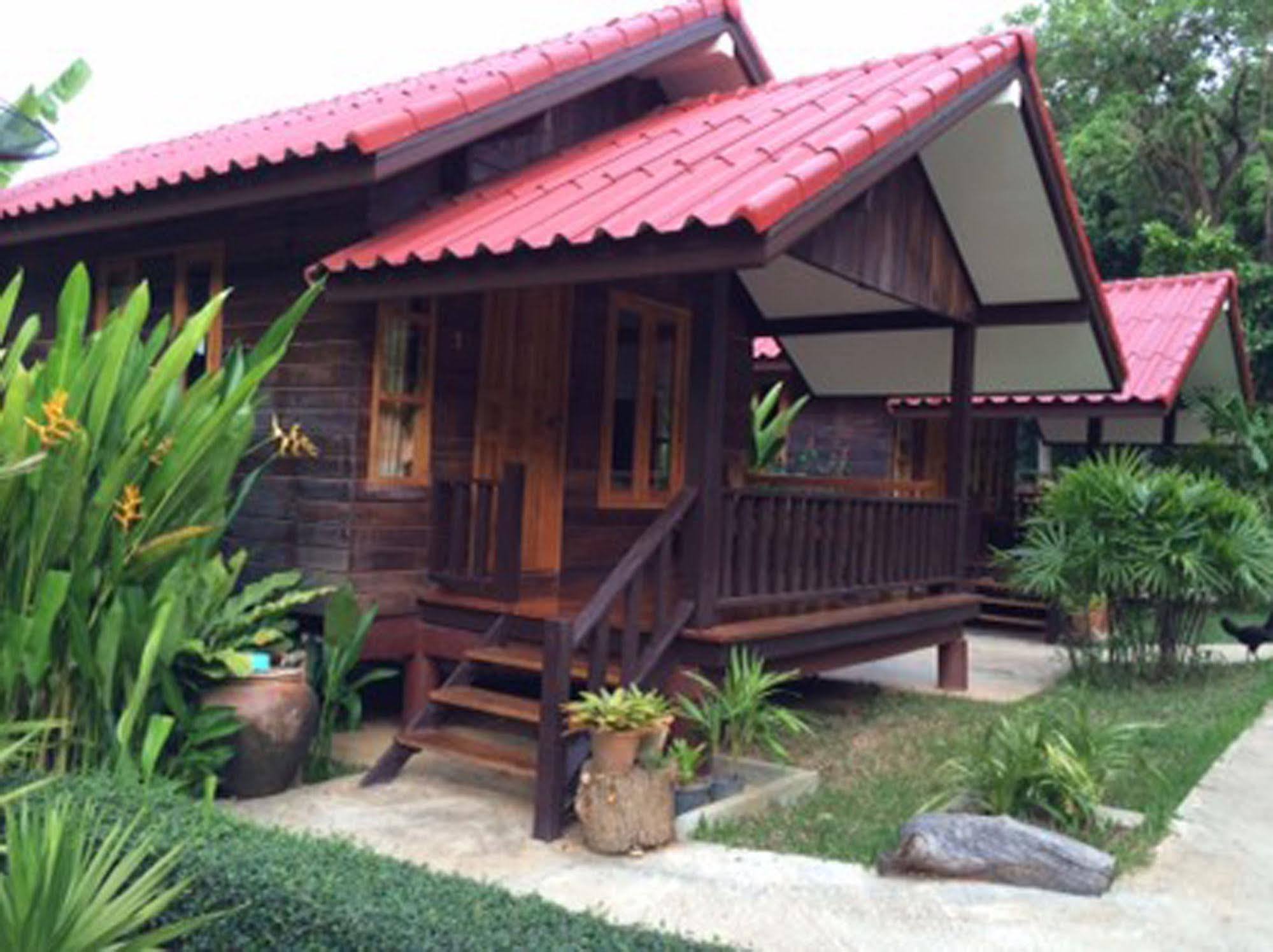 Chom Samed Resort