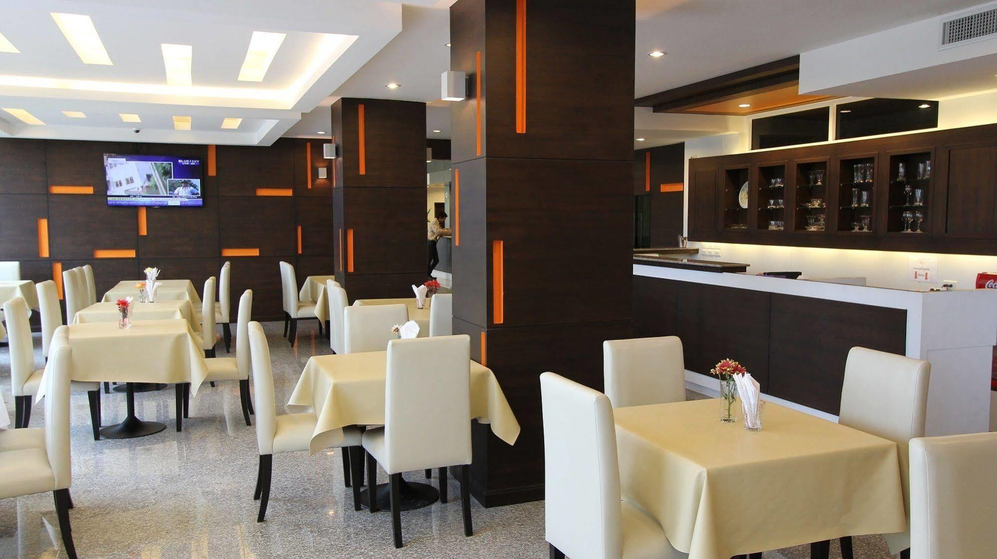 S Tara Grand 3* Surat Thani