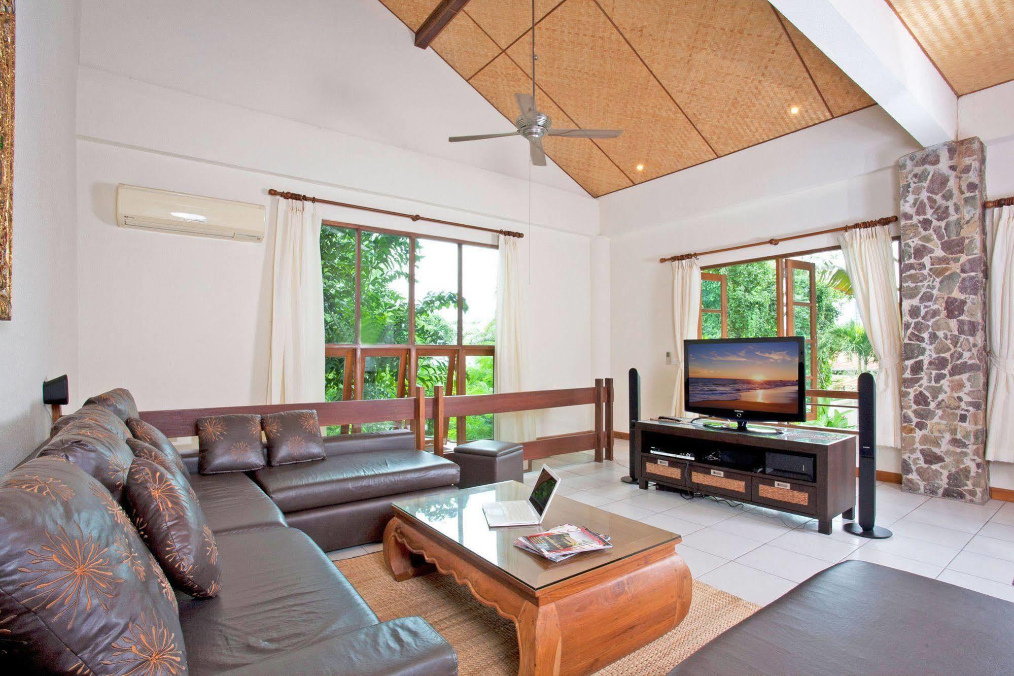 Villa Baan Suan Far-sai Bang Lamung