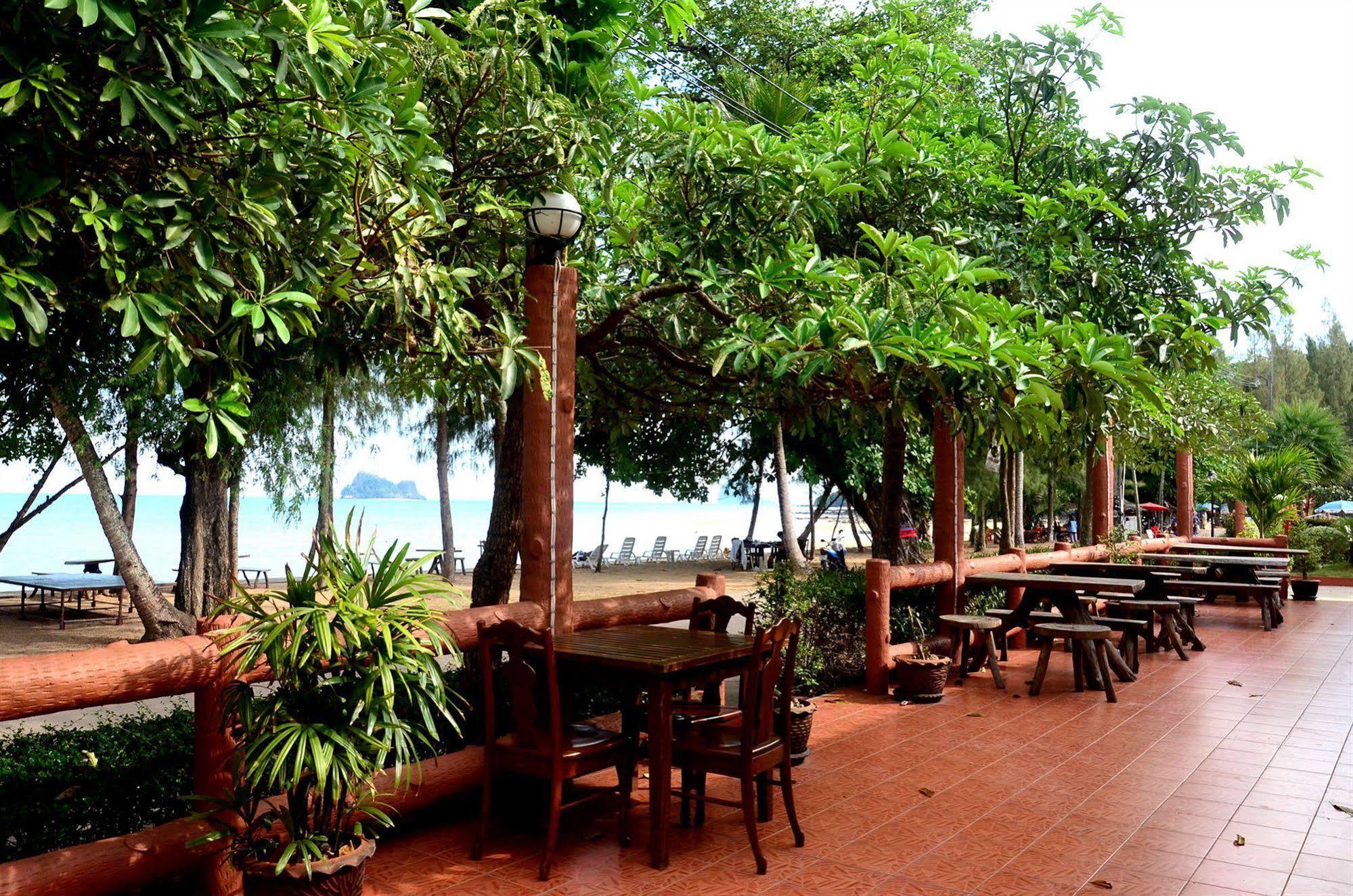 Koh Yao Chukit Dachanan Ko Yao Noi