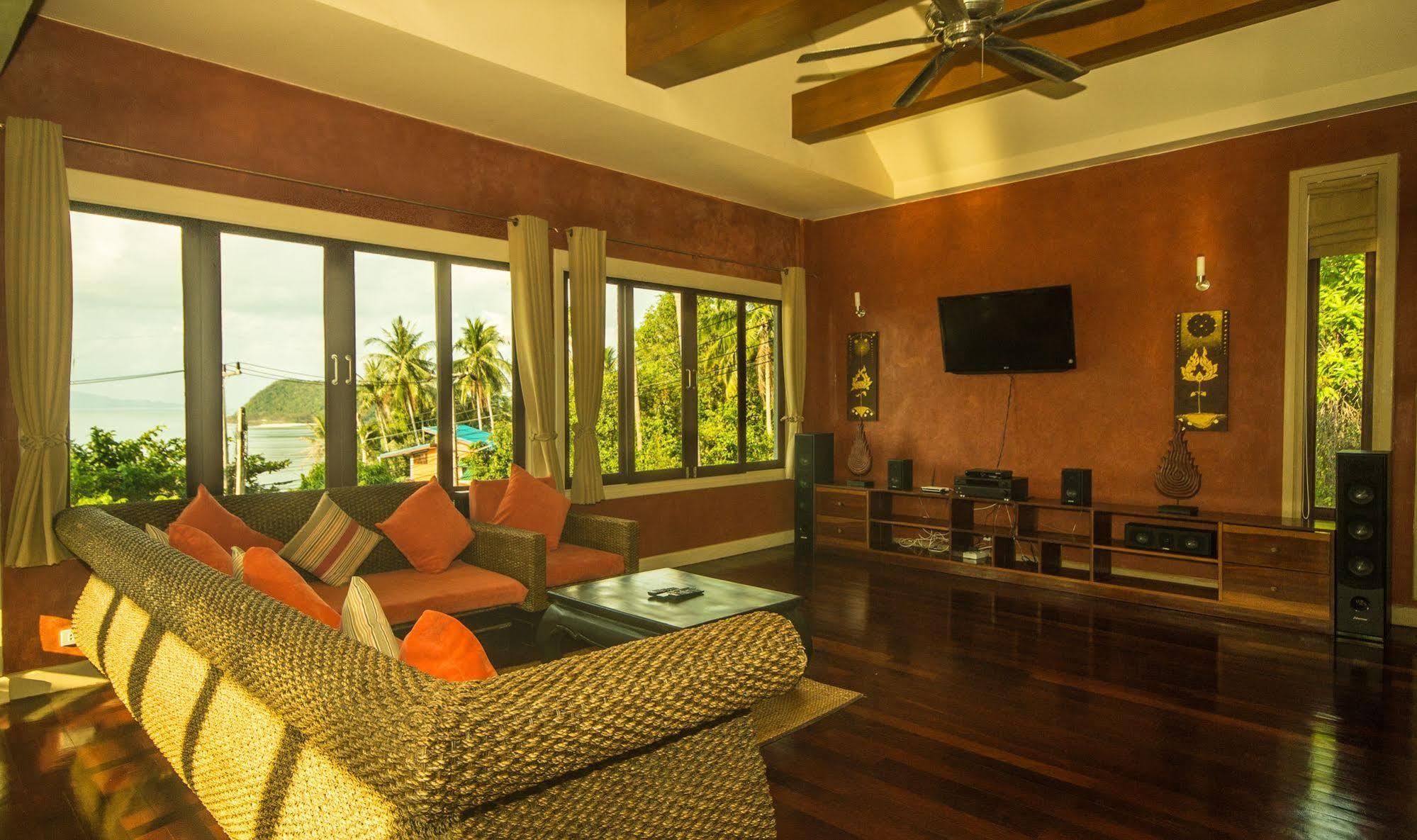 The Hacienda Villa Ko Pha Ngan