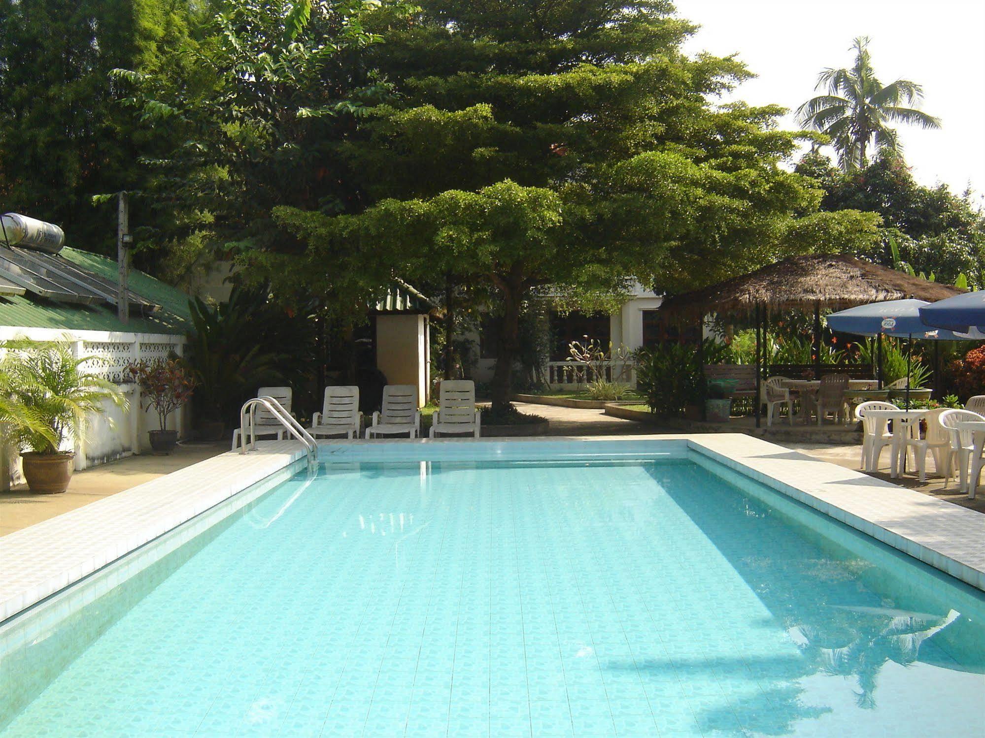 Golden Cupids Hotel