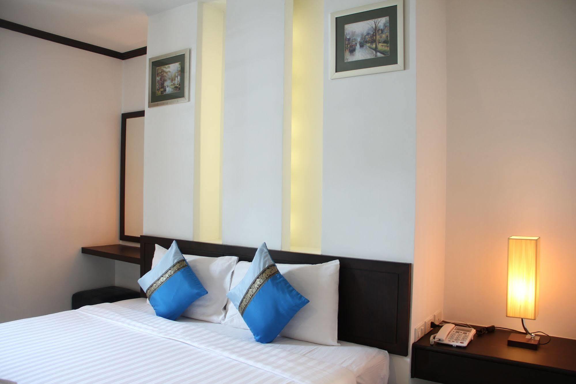 Sri Boutique 3*
