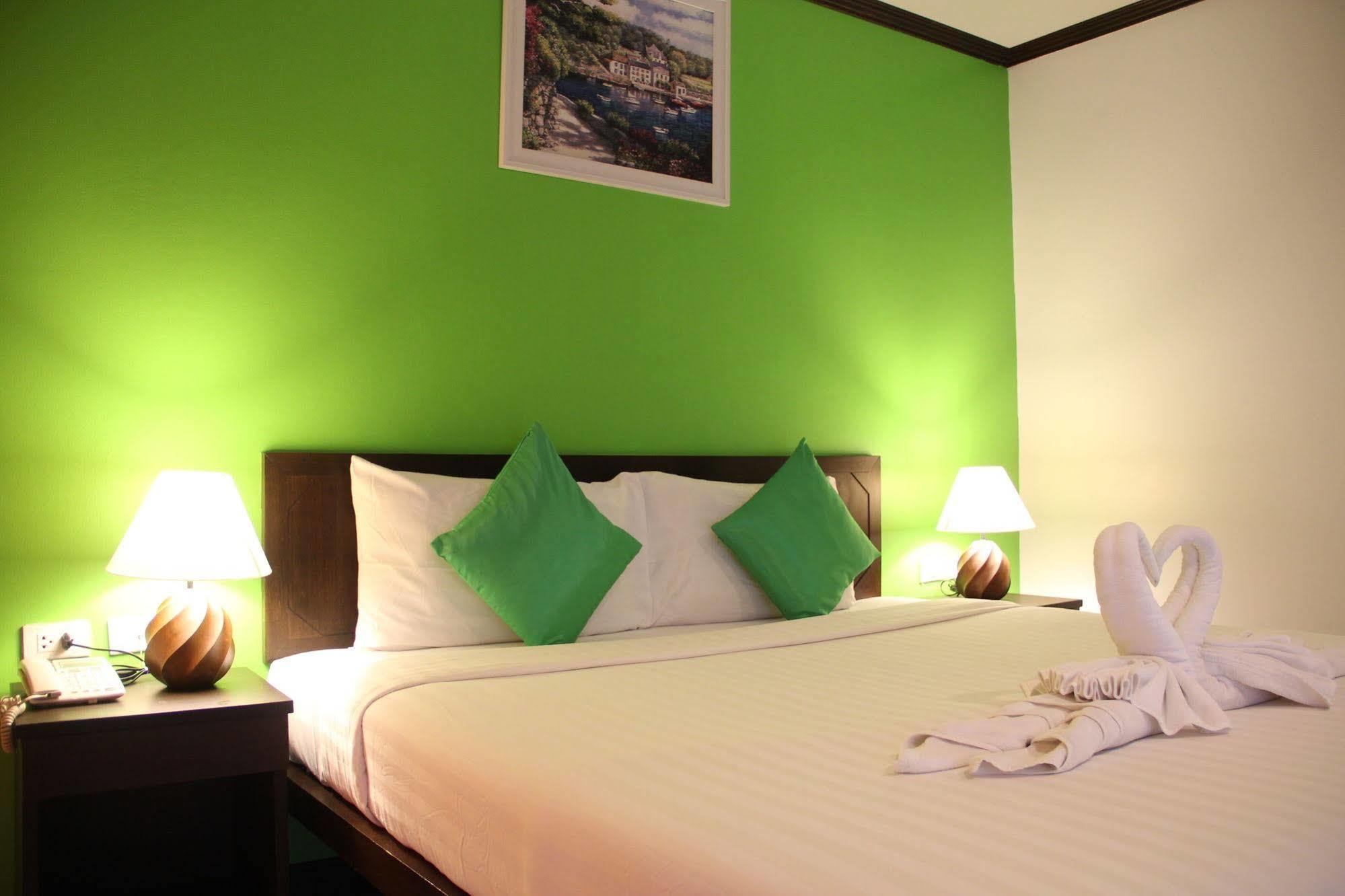 Hotel Sri Boutique Patong