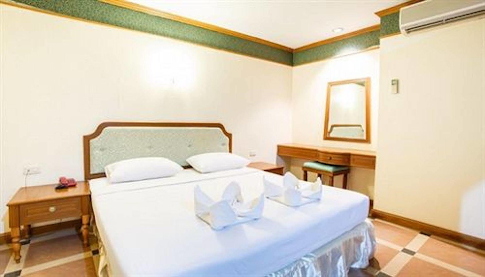 Vieng Thong Hotel 2*
