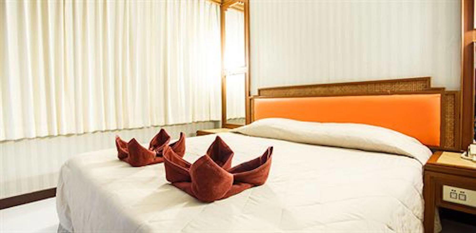 Vieng Thong Hotel 2*
