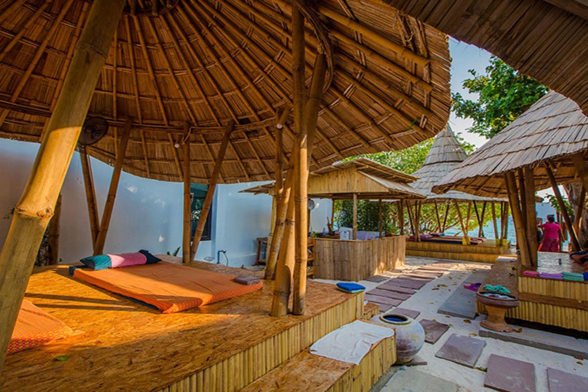 Paradise Resort