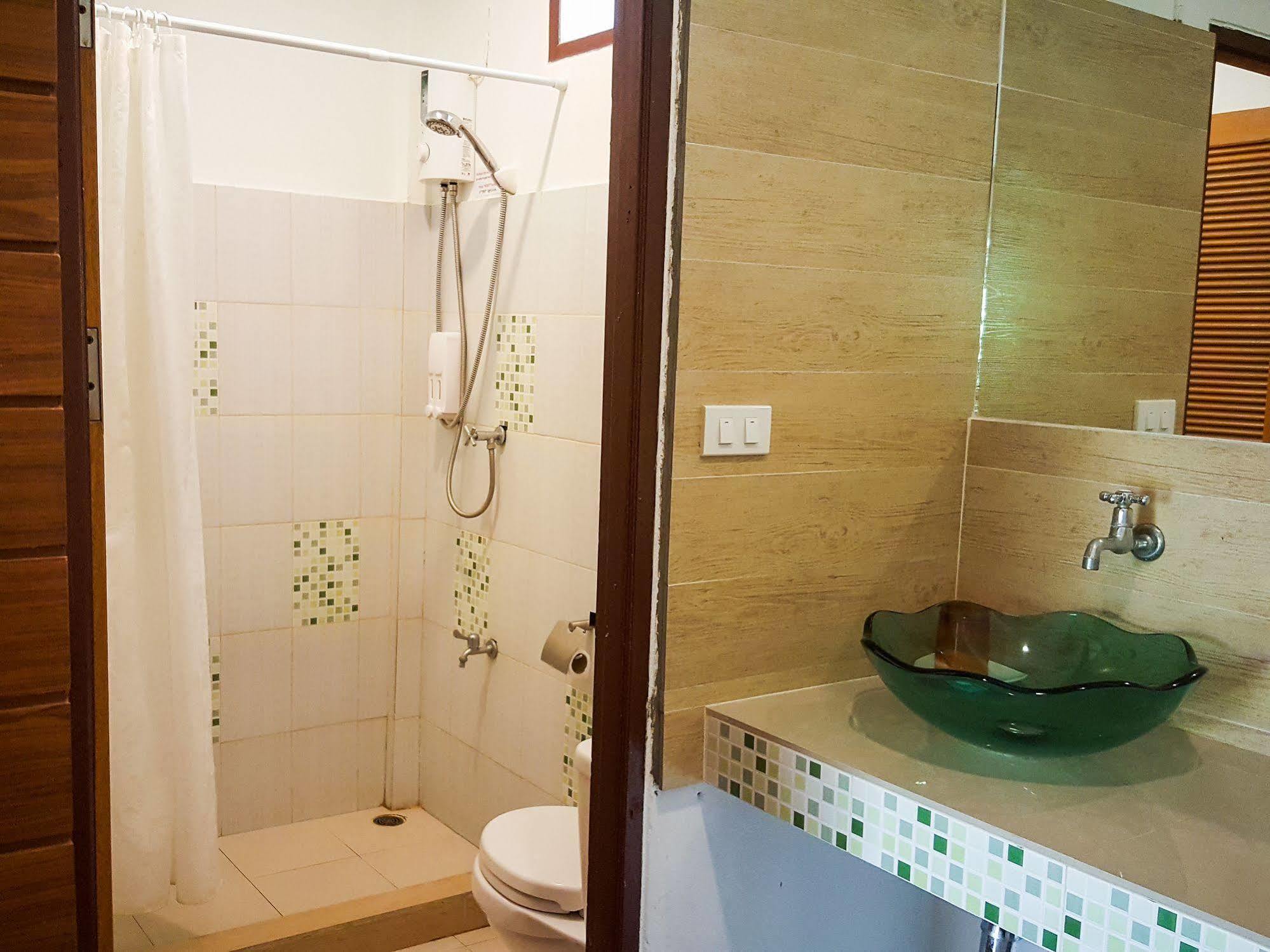 Blae Hostel *